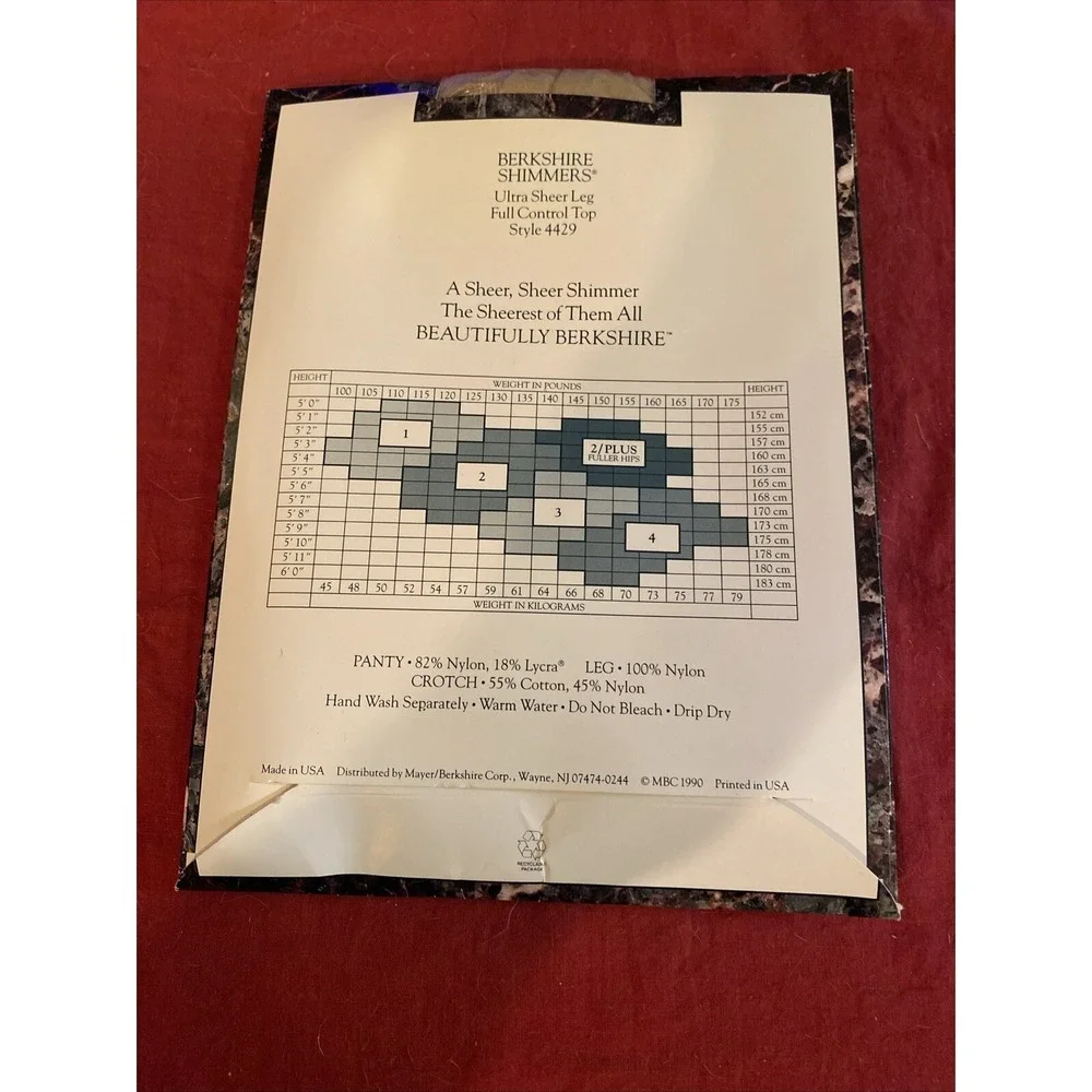 BERKSHIRE Ivory Shimmers‎ Size 2 Control Top Pantyhose Style 4429 NEW 1990